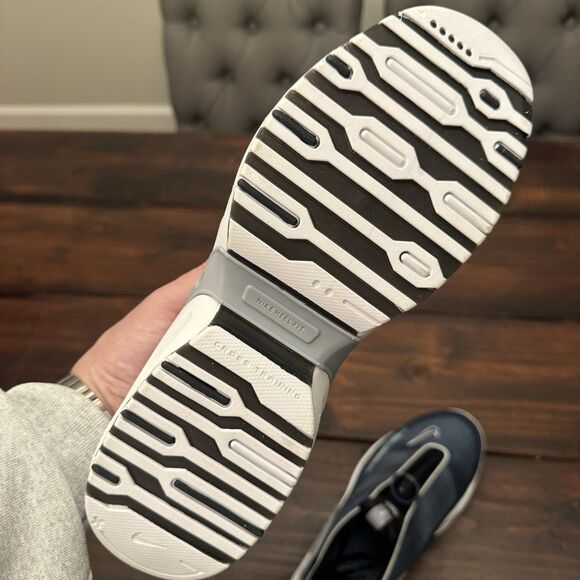 Nike Air Max Craze Retro Shoes - Picture 15 of 16